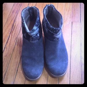 Toms ankle boots